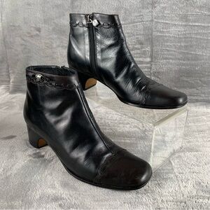 Brighton Genia Ankle Boots Women 6M Black Leather Silver Accents Side Zip Heeled